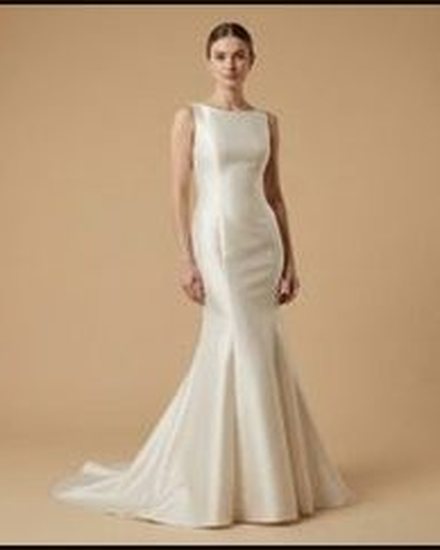 Trumpet prom dress silhouette